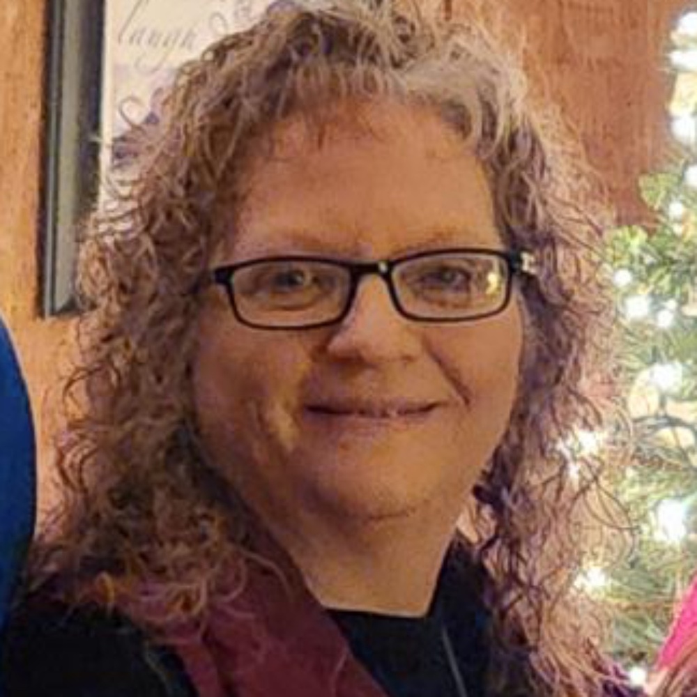 Meet your Posher, Mitzi